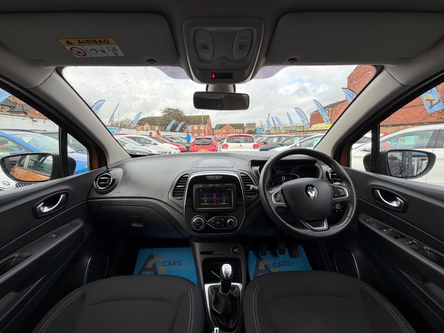 Used Renault Captur for sale - 77737843: Photo 37