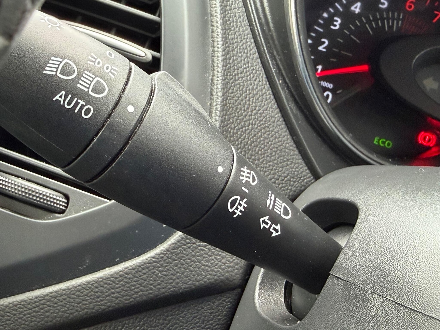 Used Renault Captur for sale - 77737843: Photo 43