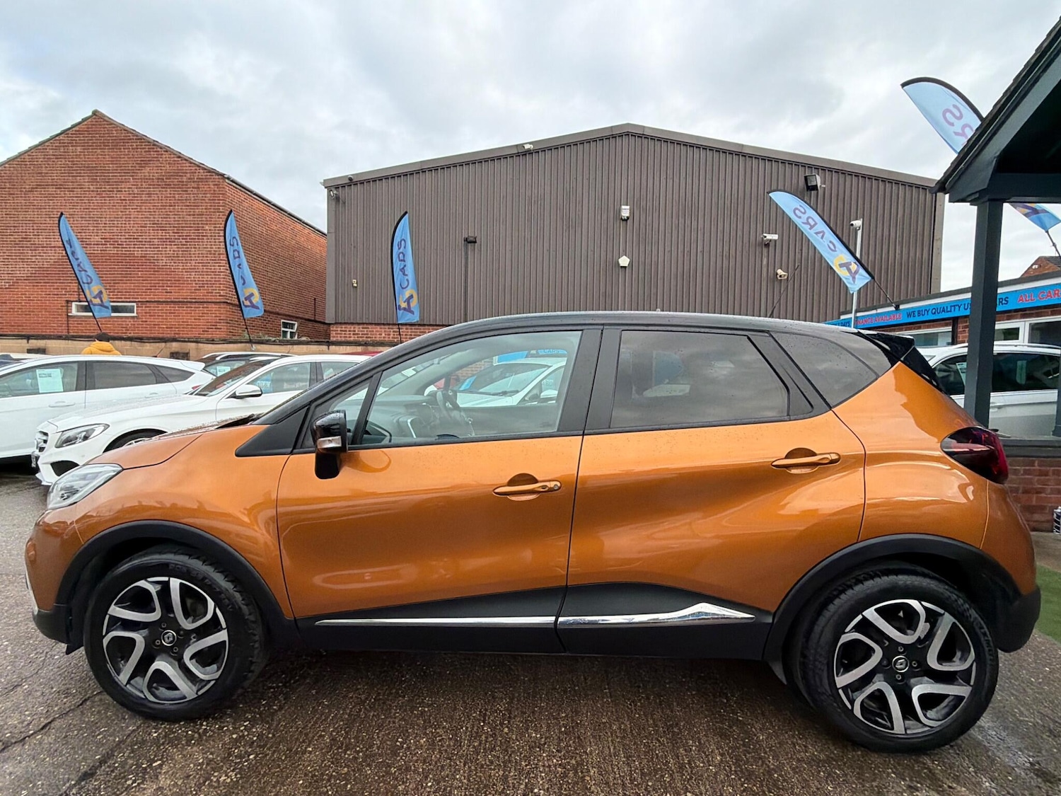 Used Renault Captur for sale - 77737843: Photo 49