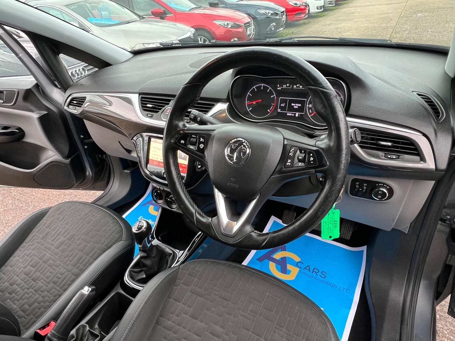 Used Vauxhall Corsa 2015 for sale - 76832640: Photo 3