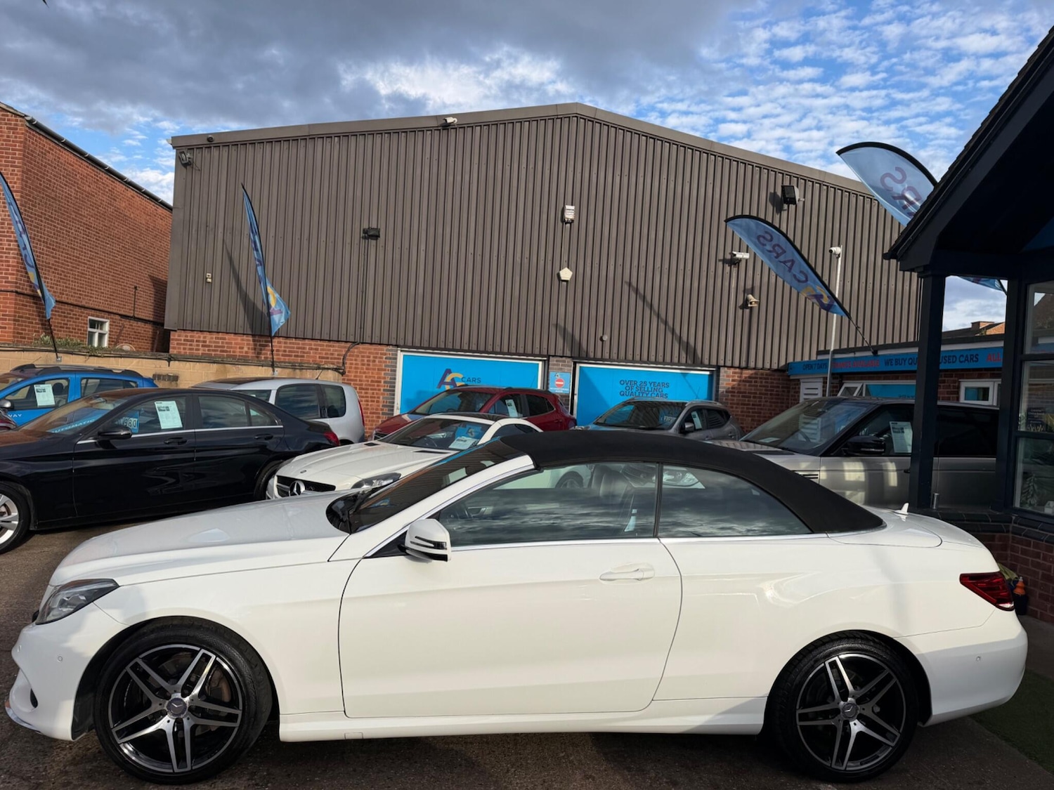 Used Mercedes-Benz E Class 2013 for sale - 78006977: Photo 9