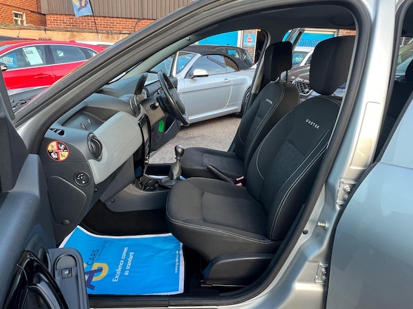 Used Dacia Duster 2015 for sale - 76239152: Photo 4