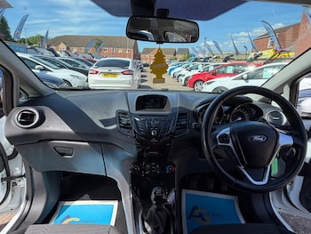 Used Ford Fiesta 2015 for sale - 78759511: Photo