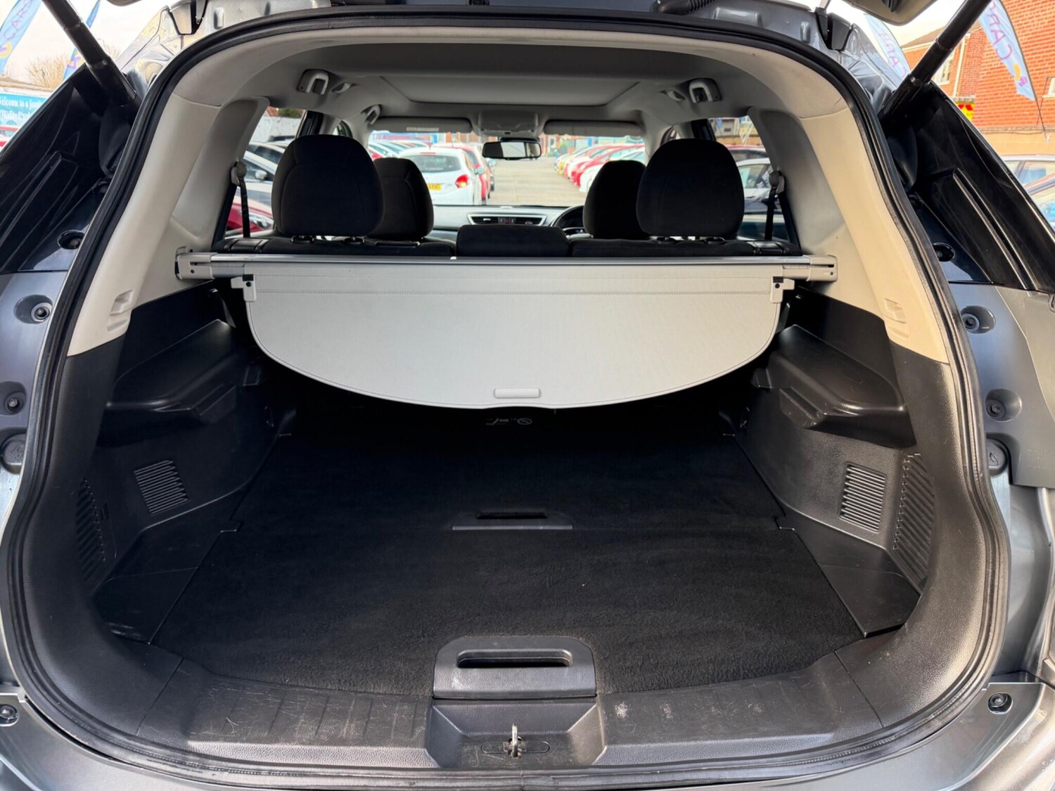 Used Nissan X-Trail 2016 for sale - 77924936: Photo 66