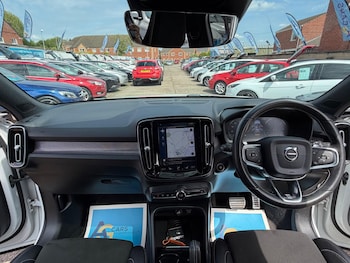 Used Volvo XC40 2018 for sale - 78528738: Photo