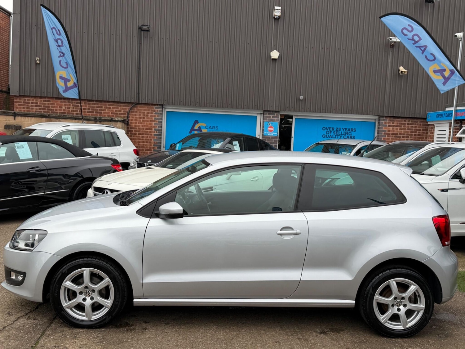 Used Volkswagen Polo for sale - 77809052: Photo 31