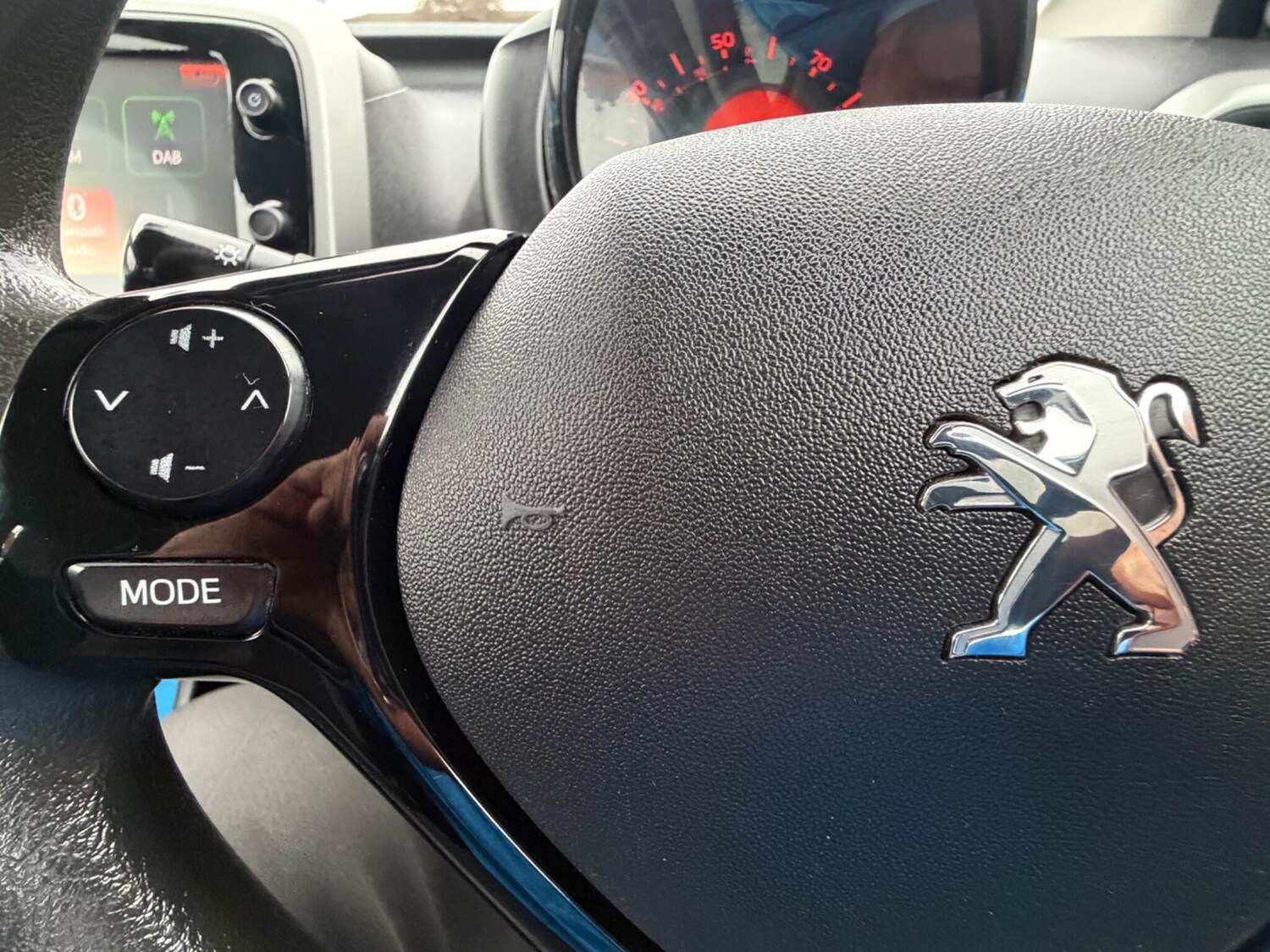 Used Peugeot 108 2016 for sale - 77229439: Photo 23