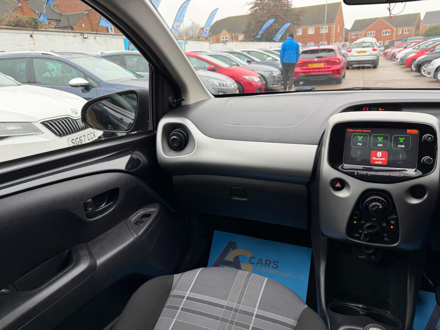 Used Peugeot 108 2016 for sale - 77229439: Photo 26