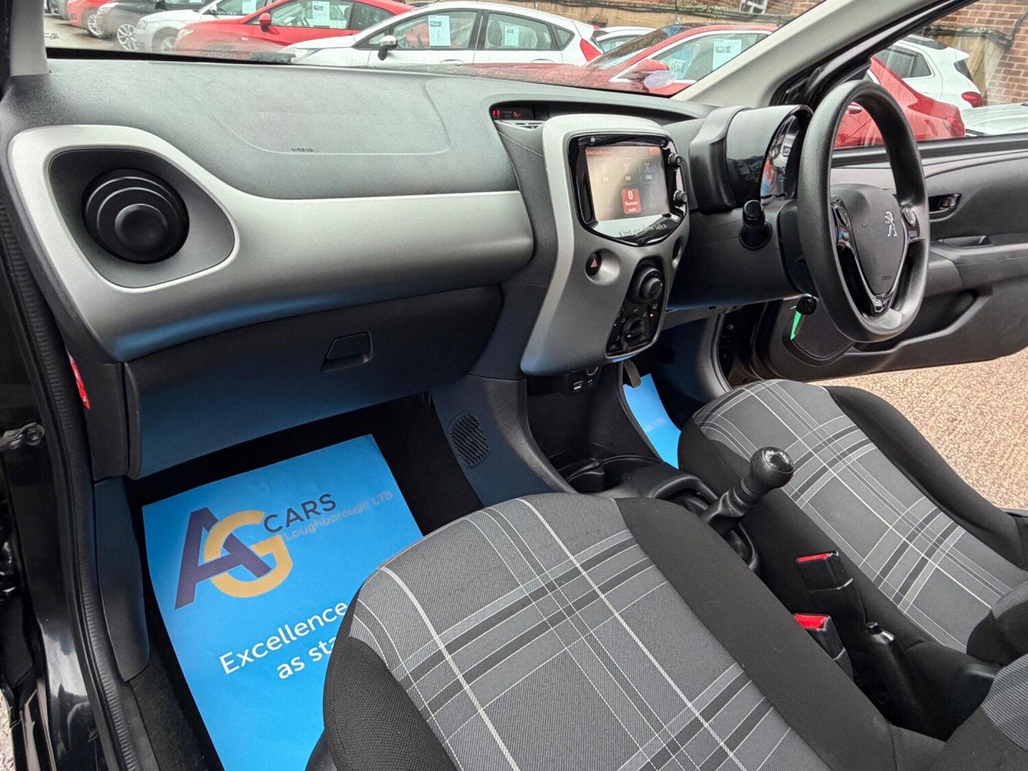 Used Peugeot 108 2016 for sale - 77229439: Photo 30