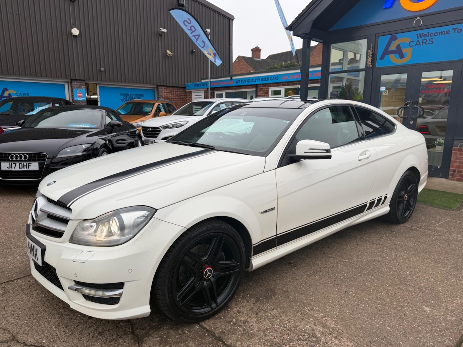 Used Mercedes-Benz C Class 2011 for sale - 78204385: Photo 11