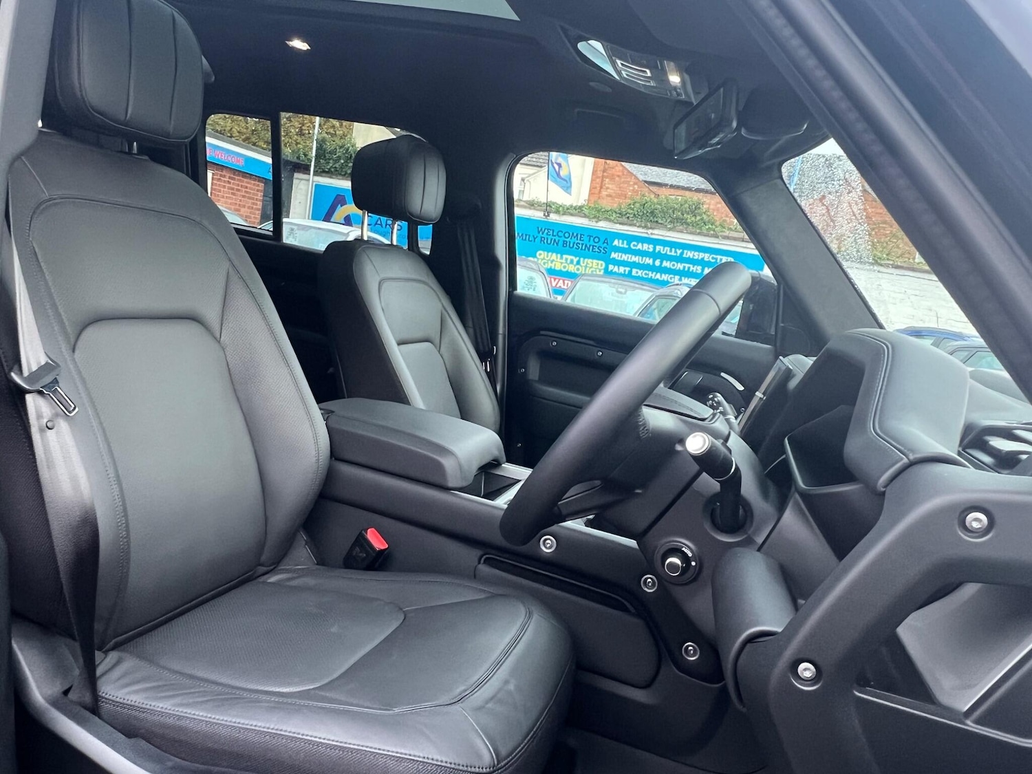 Used Land Rover Defender 110 for sale - 76997667: Photo 31