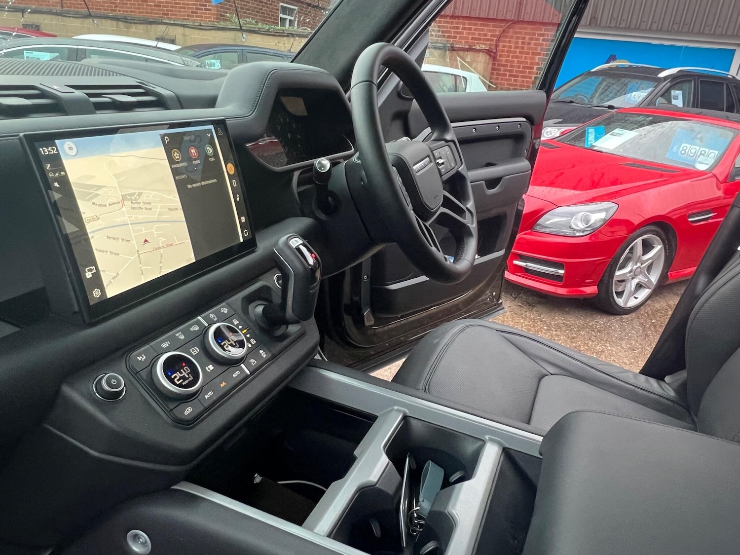 Used Land Rover Defender 110 for sale - 76997667: Photo 38