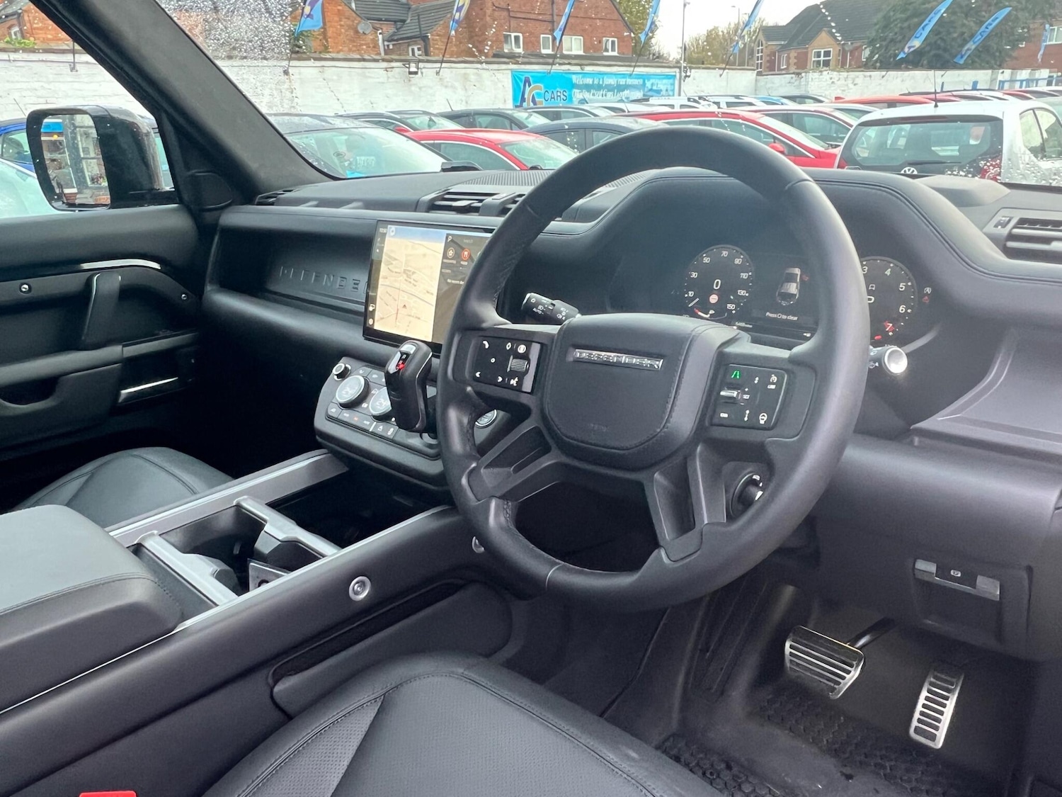 Used Land Rover Defender 110 for sale - 76997667: Photo 4