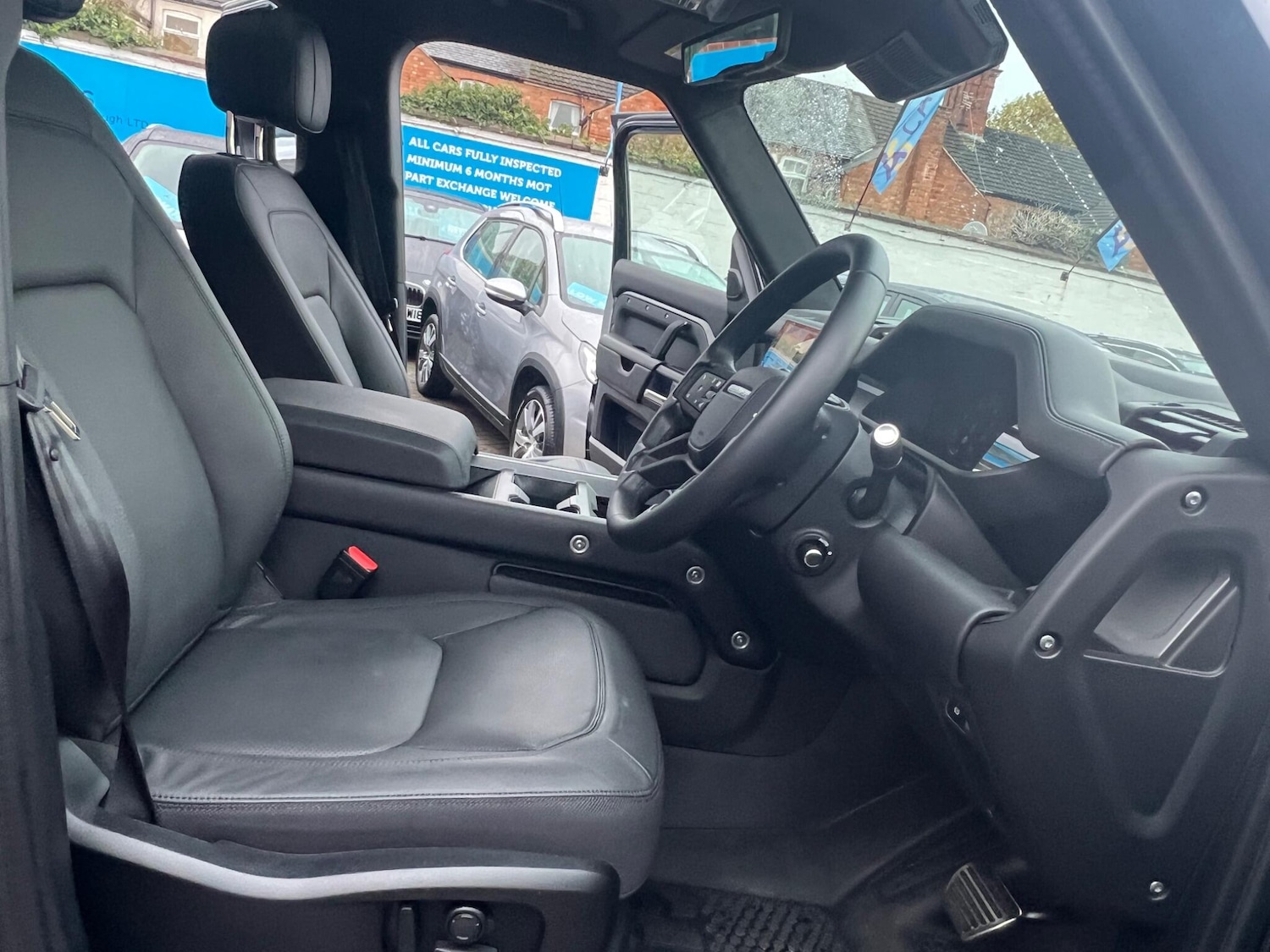 Used Land Rover Defender 110 for sale - 76997667: Photo 40