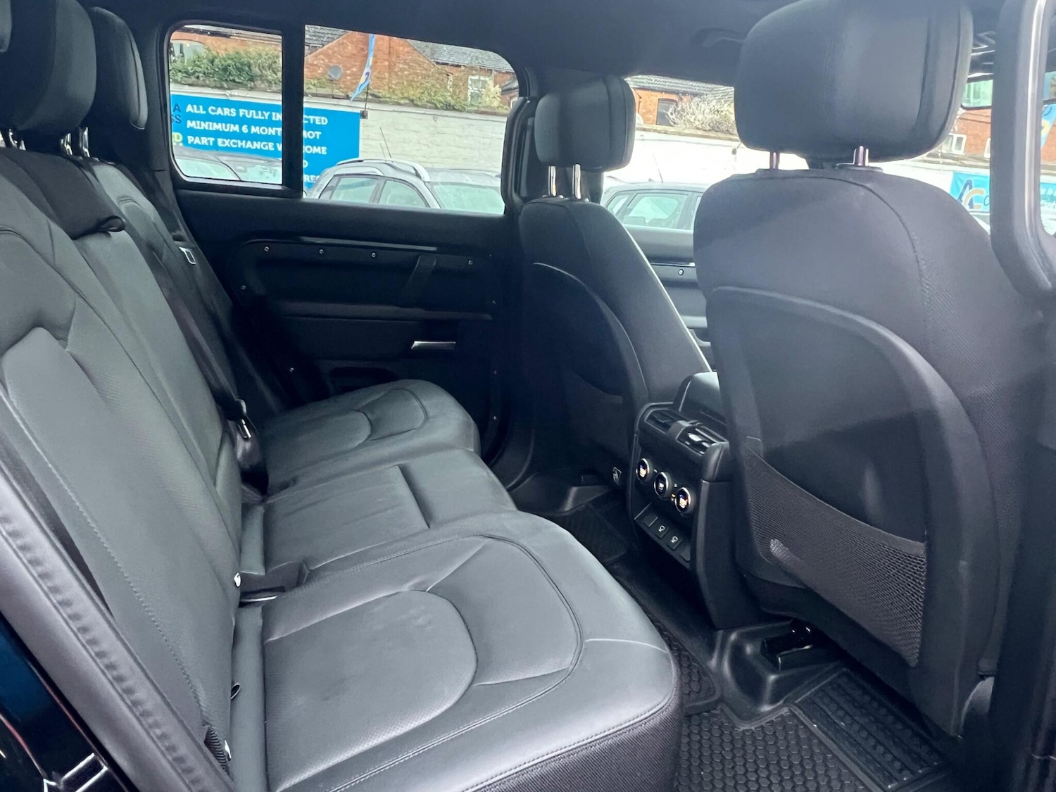 Used Land Rover Defender 110 for sale - 76997667: Photo 5