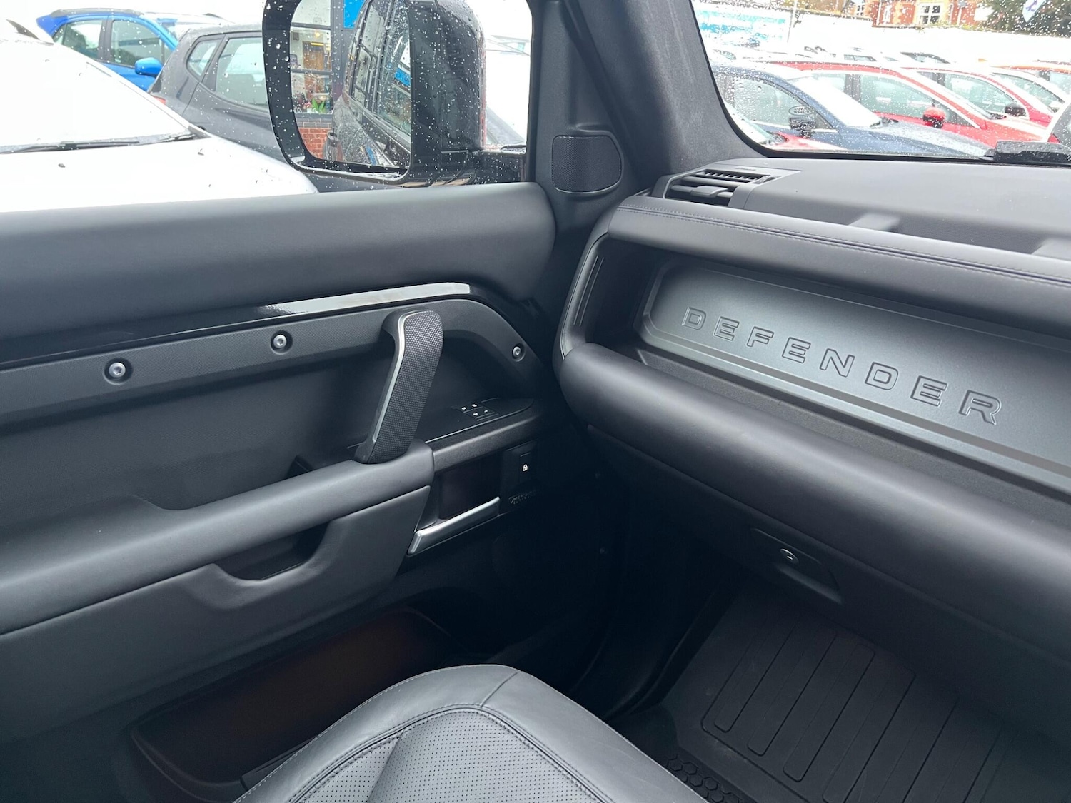 Used Land Rover Defender 110 for sale - 76997667: Photo 54