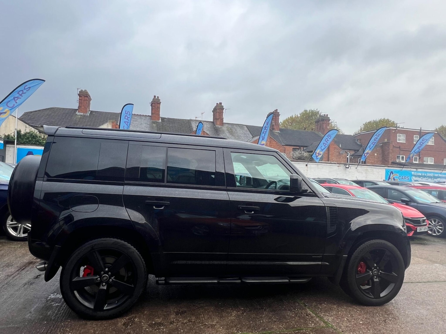 Used Land Rover Defender 110 for sale - 76997667: Photo 7