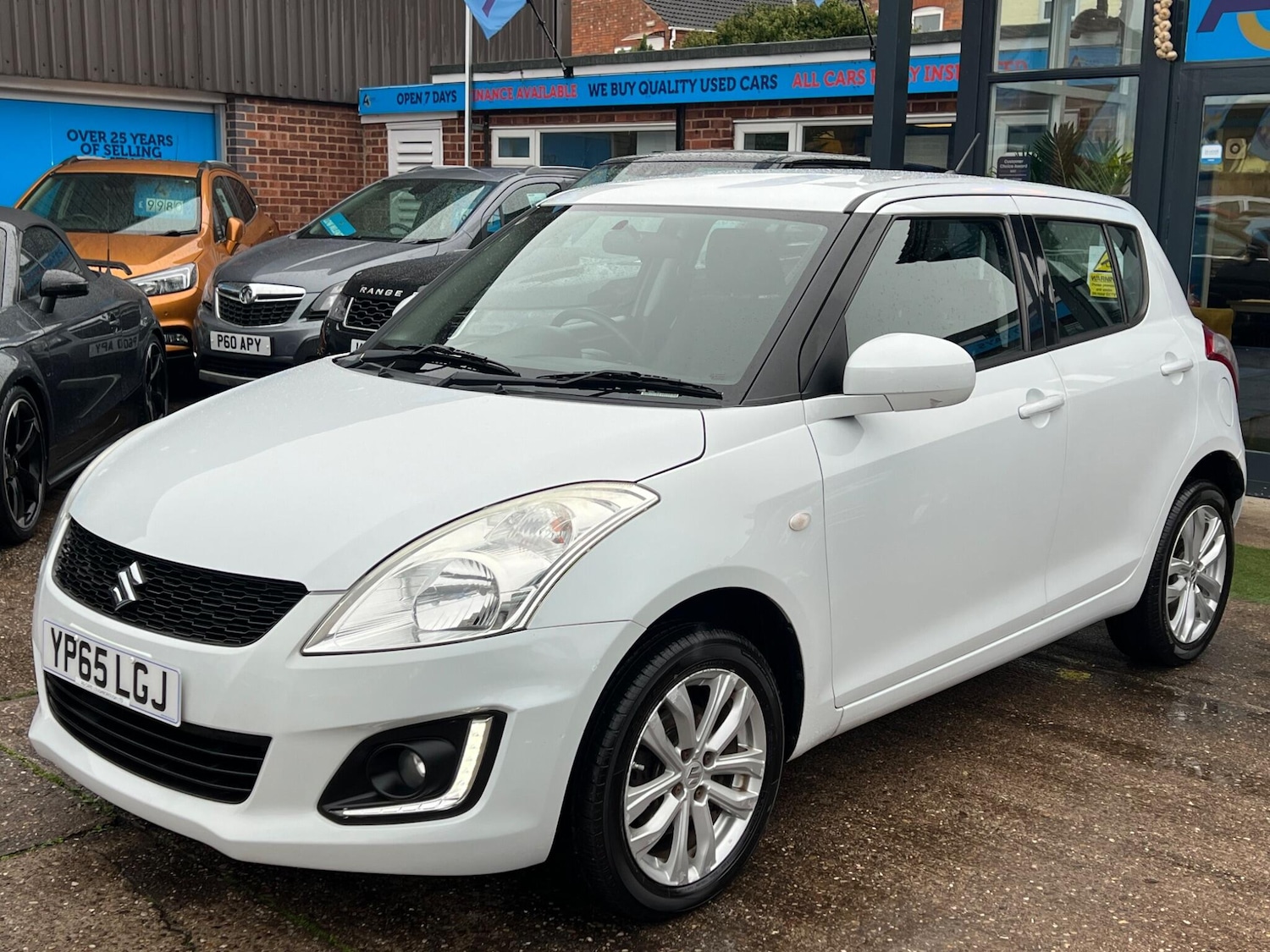 Used Suzuki Swift 2015 for sale - 76409050: Photo 19