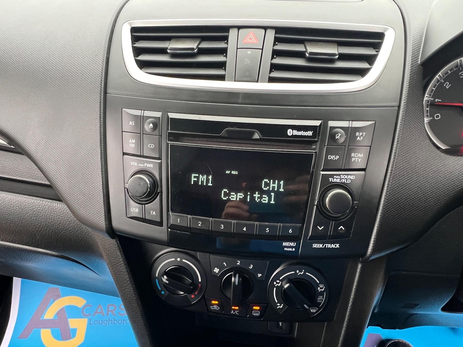 Used Suzuki Swift 2015 for sale - 76409050: Photo 22