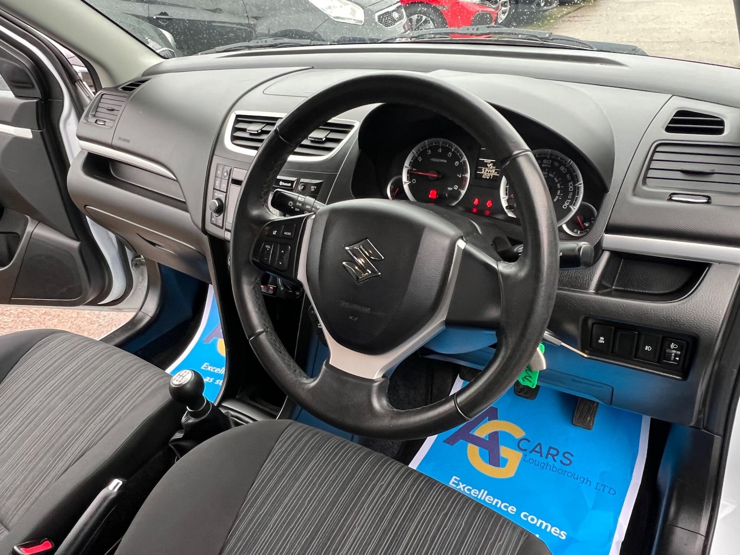 Used Suzuki Swift 2015 for sale - 76409050: Photo 3