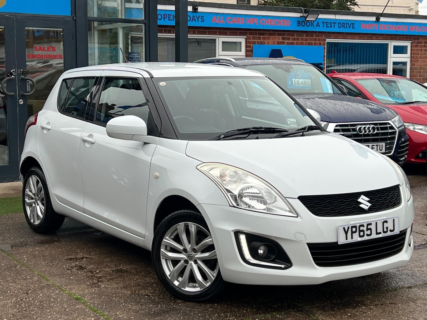 Used Suzuki Swift 2015 for sale - 76409050: Photo 41