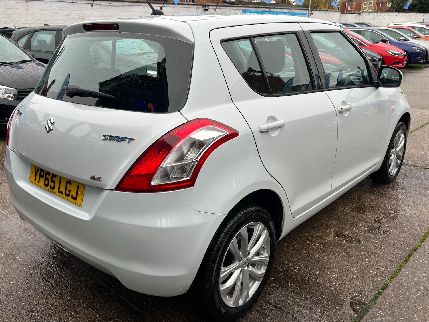 Used Suzuki Swift 2015 for sale - 76409050: Photo 43