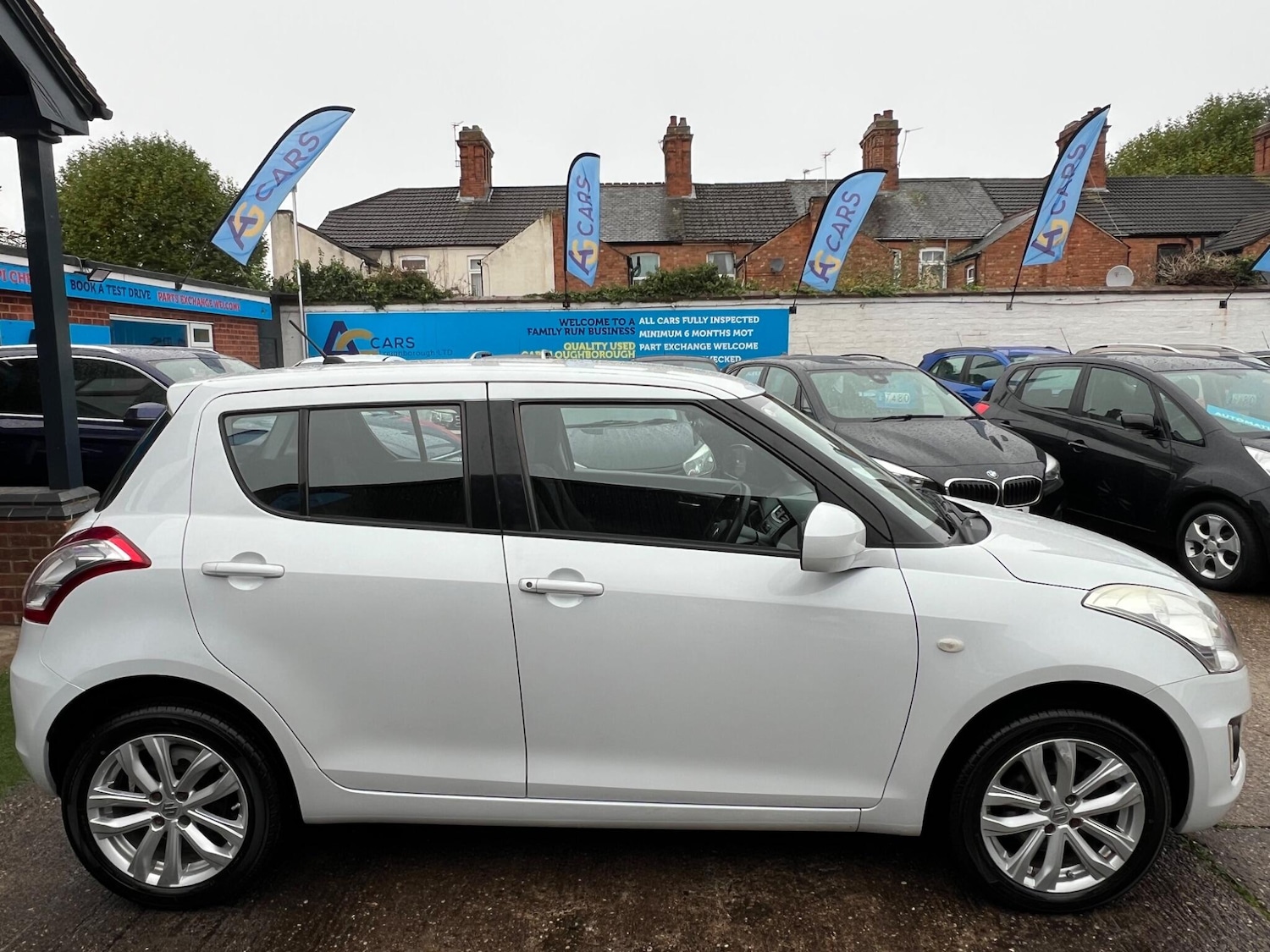 Used Suzuki Swift 2015 for sale - 76409050: Photo 46