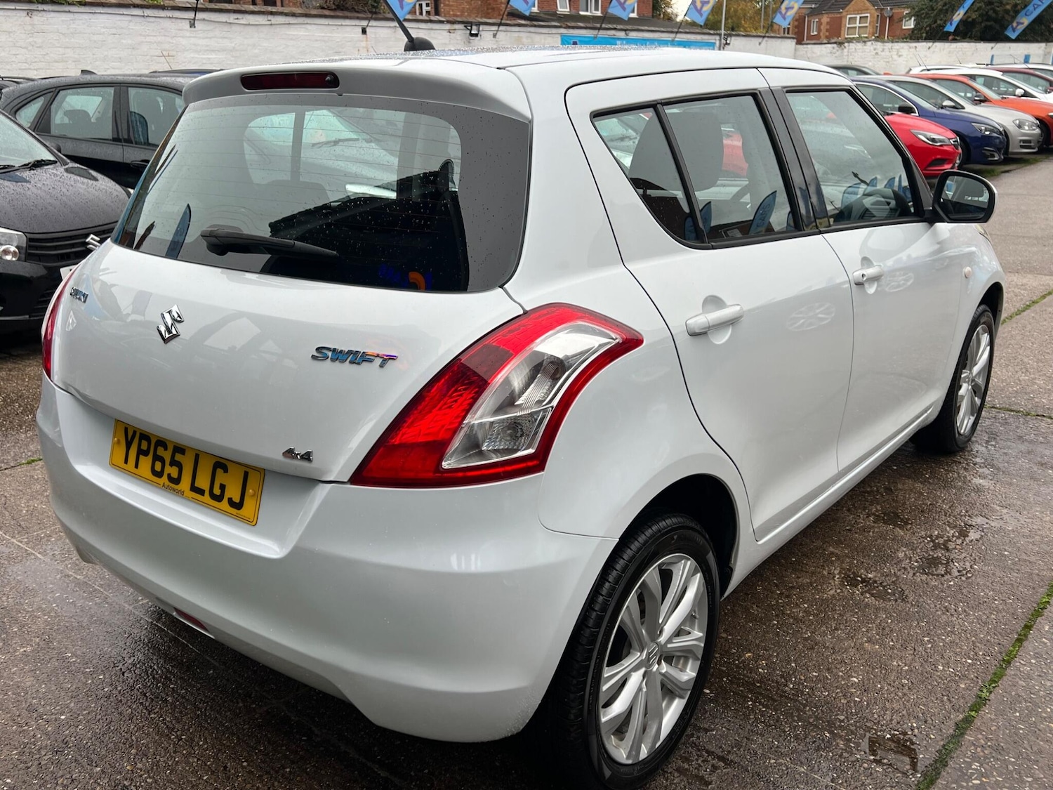 Used Suzuki Swift 2015 for sale - 76409050: Photo 48