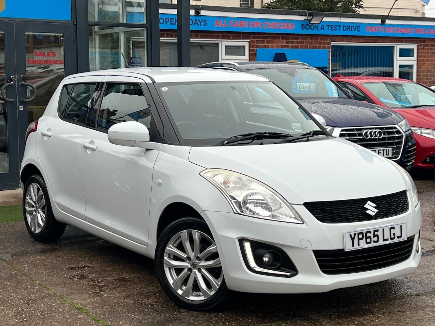 Used Suzuki Swift 2015 for sale - 76409050: Photo 49