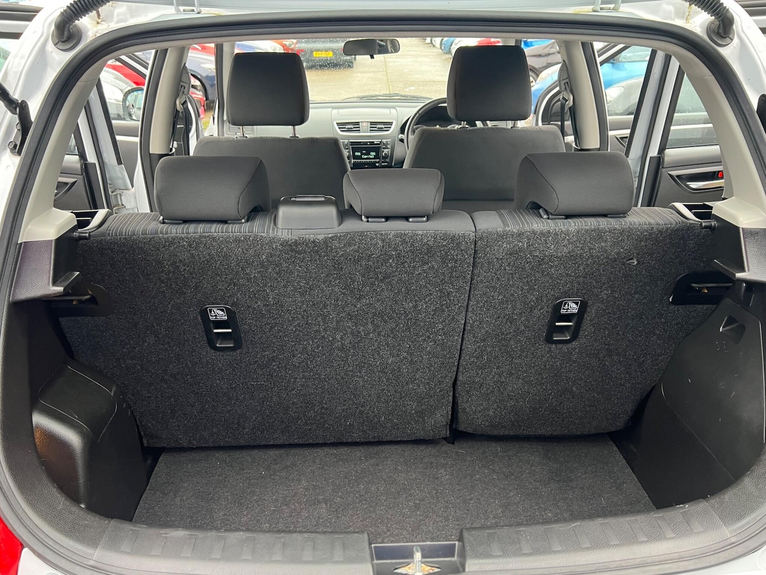 Used Suzuki Swift 2015 for sale - 76409050: Photo 54