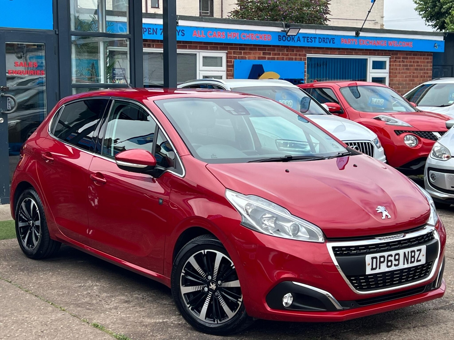 Used Peugeot 208 2019 for sale - 76994159: Photo 13