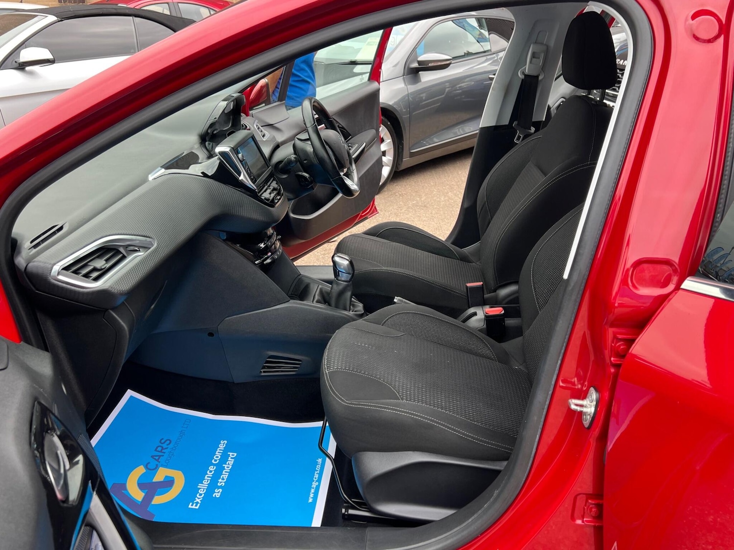 Used Peugeot 208 2019 for sale - 76994159: Photo 4