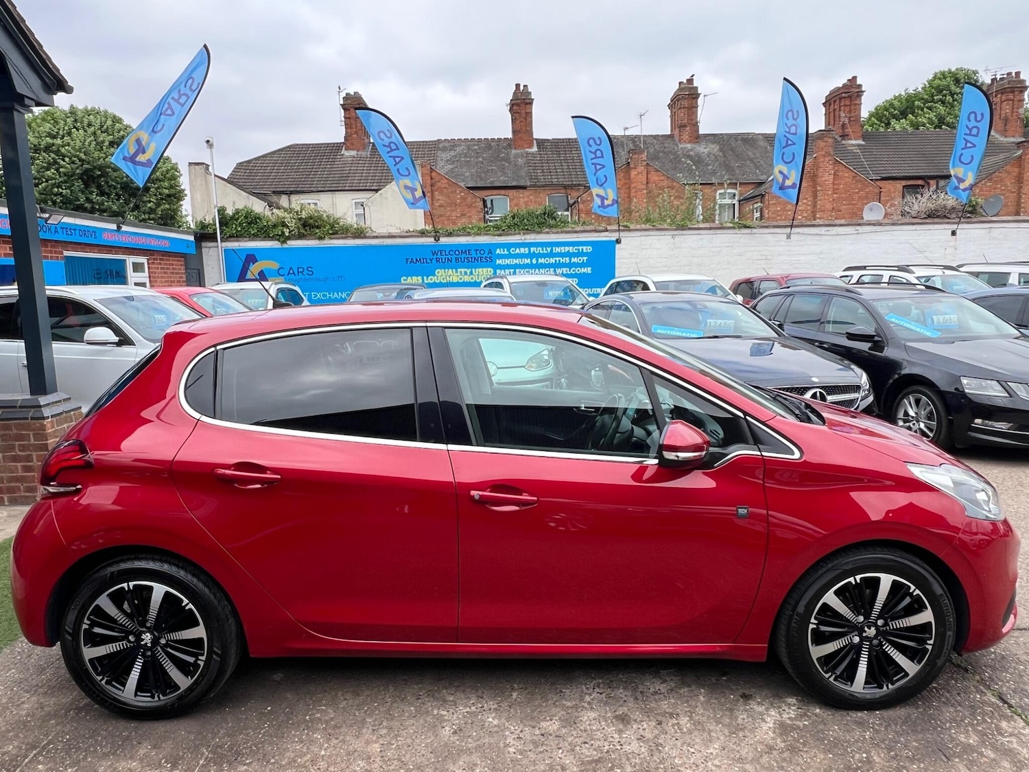 Used Peugeot 208 2019 for sale - 76994159: Photo 41