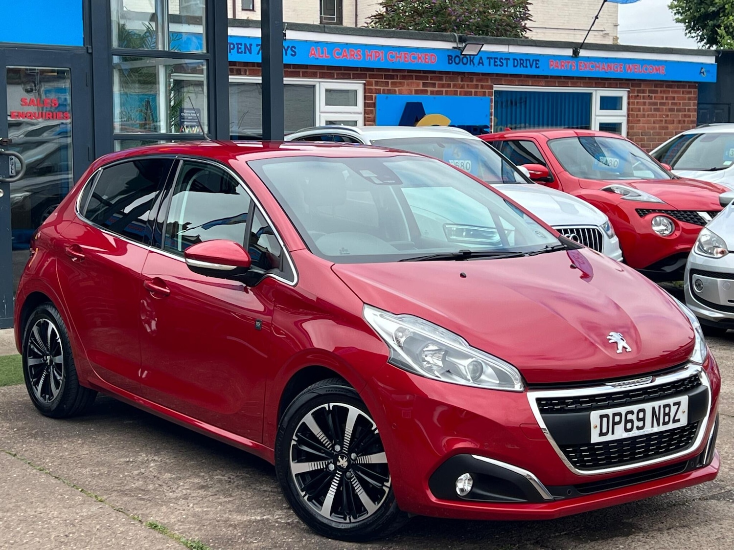 Used Peugeot 208 2019 for sale - 76994159: Photo 44