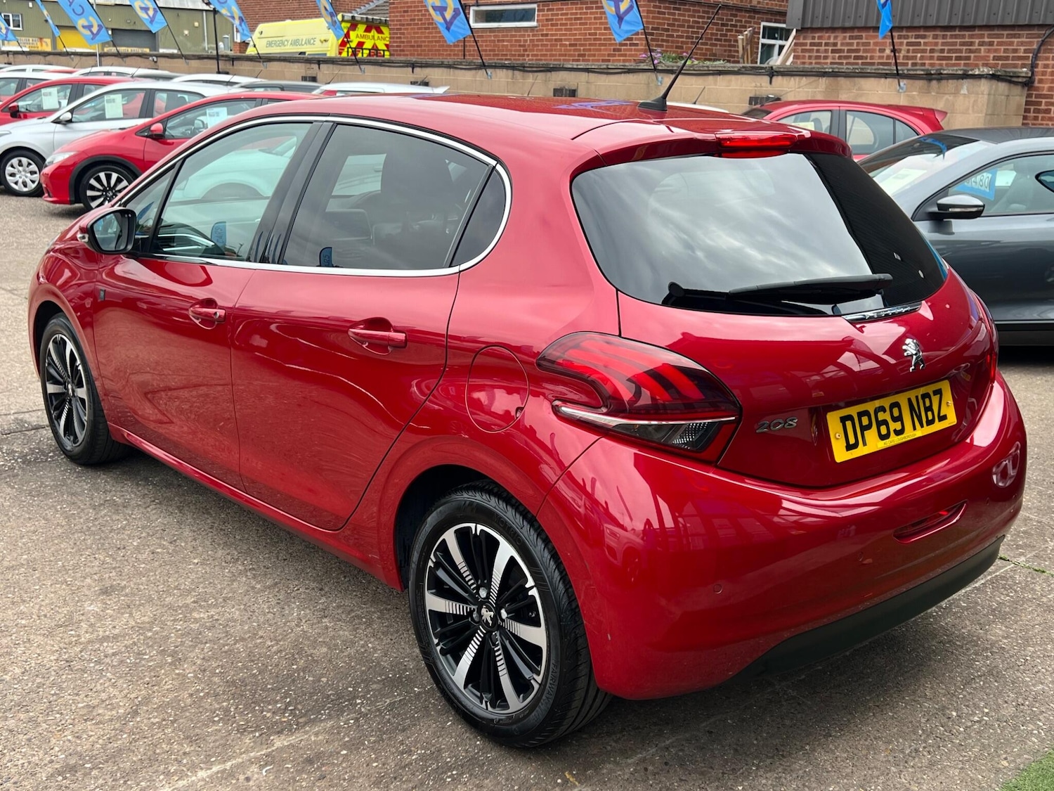 Used Peugeot 208 2019 for sale - 76994159: Photo 48