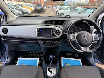 Used Toyota Yaris 2013 for sale - 78334689: Photo