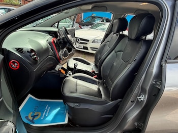 Used Renault Captur 2016 for sale - 78796125: Photo