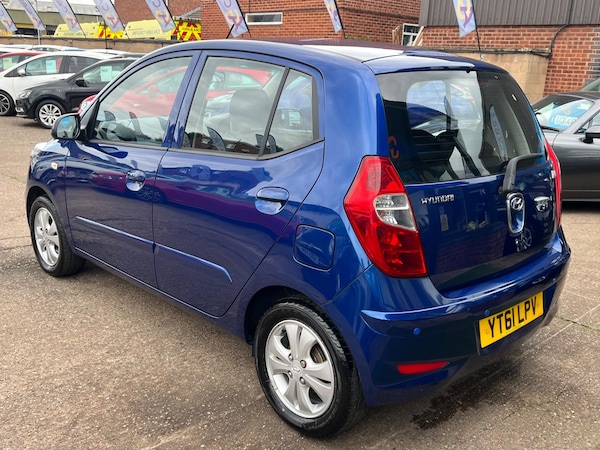Used Hyundai i10 2011 for sale - 75401633: Photo 16