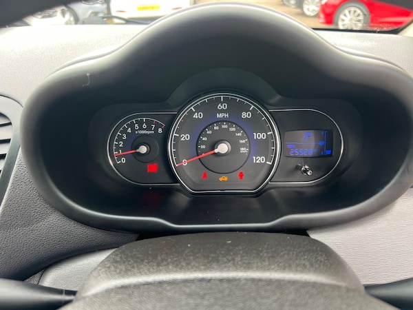 Used Hyundai i10 2011 for sale - 75401633: Photo 21
