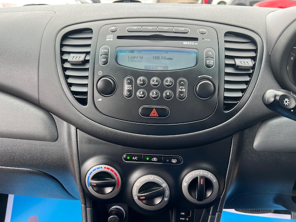 Used Hyundai i10 2011 for sale - 75401633: Photo 23
