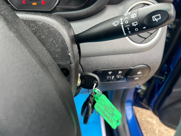 Used Hyundai i10 2011 for sale - 75401633: Photo 27