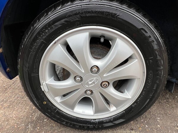 Used Hyundai i10 2011 for sale - 75401633: Photo 59