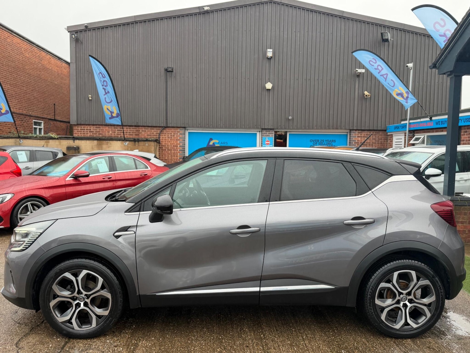 Used Renault Captur 2021 for sale - 77524761: Photo 5