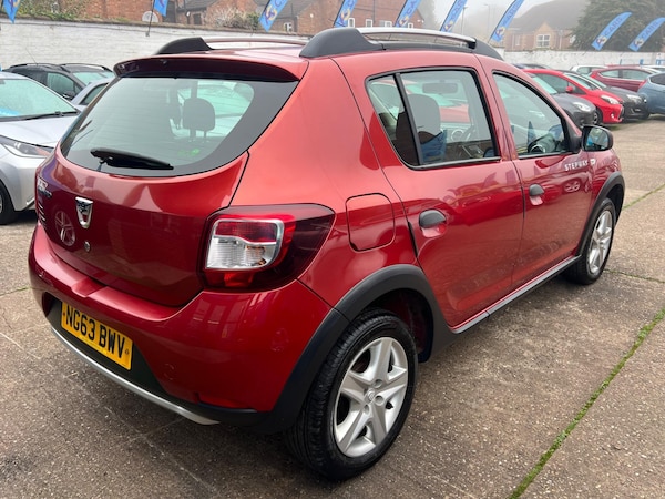 Used Dacia Sandero Stepway 2014 for sale - 76259352: Photo 10