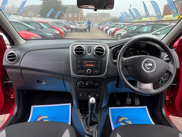 Used Dacia Sandero Stepway 2014 for sale - 76259352: Photo 26