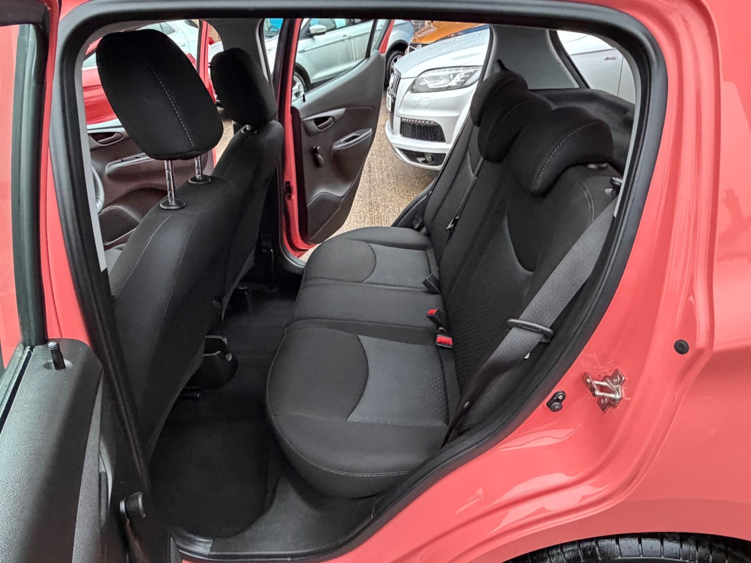 Used Vauxhall Viva 2017 for sale - 77144157: Photo 5