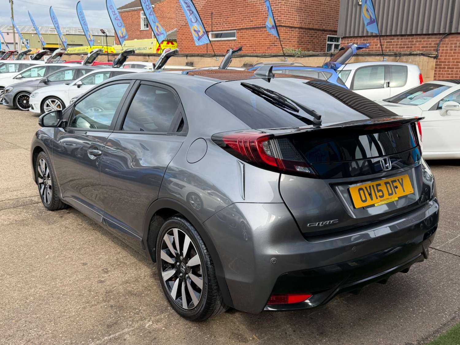 Used Honda Civic 2015 for sale - 77970543: Photo 16