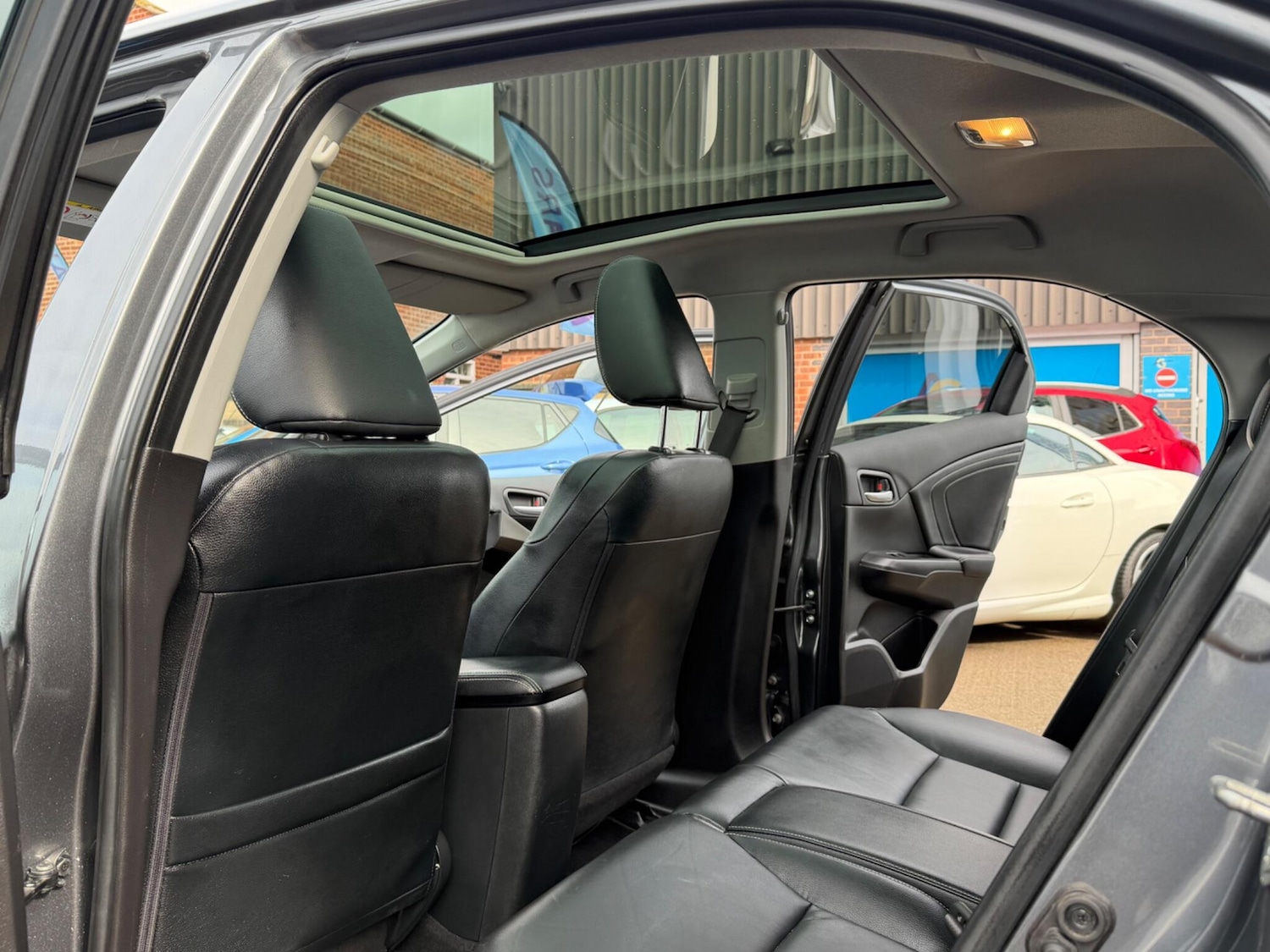 Used Honda Civic 2015 for sale - 77970543: Photo 30