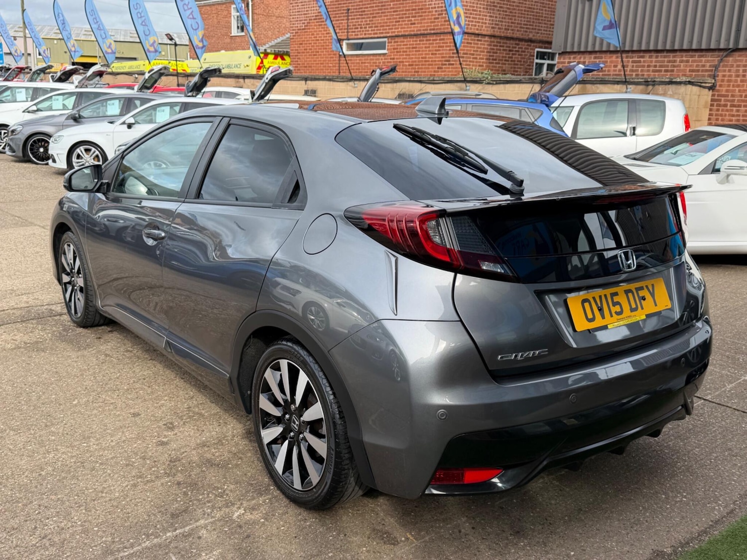 Used Honda Civic 2015 for sale - 77970543: Photo 52