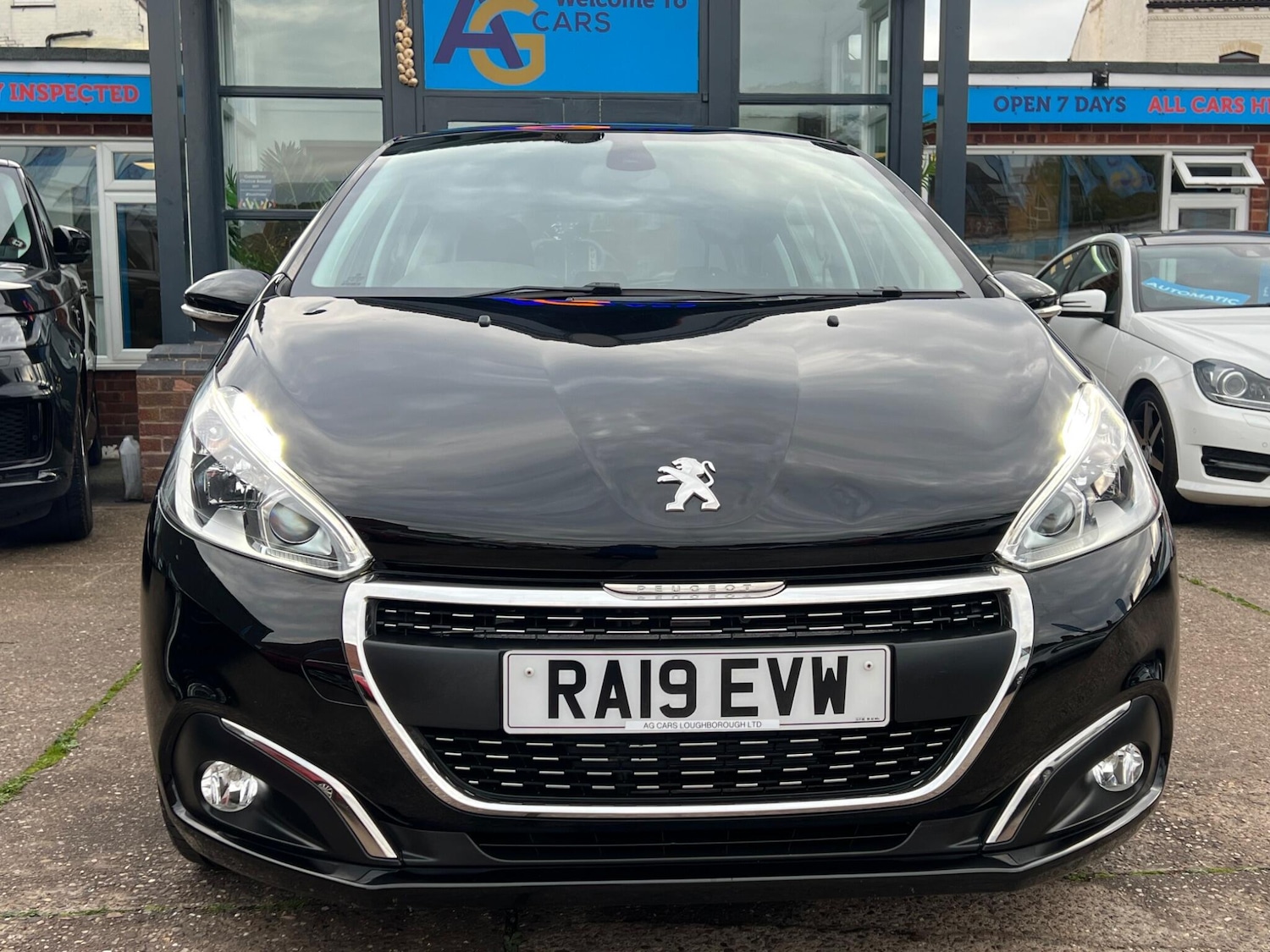 Used Peugeot 208 2019 for sale - 76071759: Photo 37